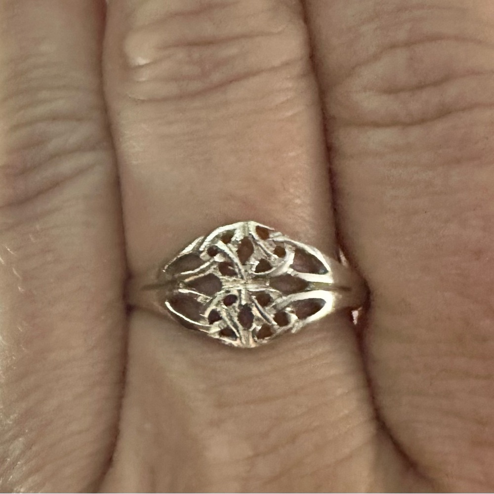 Intricate Silver Filigree Women's Ring